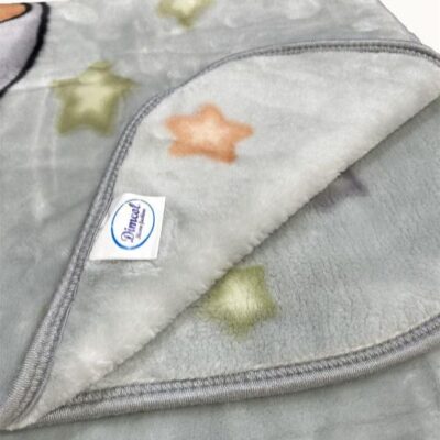 DIMcol ΚΟΥΒΕΡΤΑ ΒΕΛΟΥΤΕ ΠΟΛΥΤΕΛΕΙΑΣ bebe Studying Bear 38 110X140 Light Grey 100% Polyester - Image 2