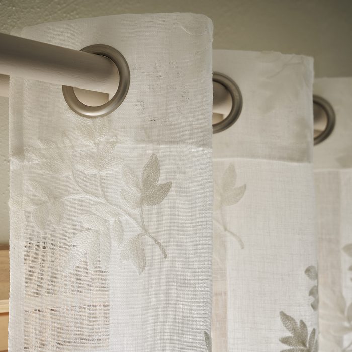 Κουρτίνα με τρουκς 140x280cm GOFIS HOME Leaf Offwhite AW24 532/05 - Image 4