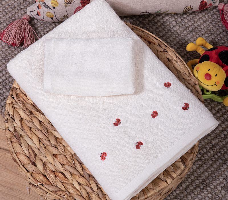 NEF-NEF ΒΡΕΦΙΚΕΣ ΠΕΤΣΕΤΕΣ ΣΕΤ 2TMX LADY BUG NEF-NEF HOMEWARE, 100% ΒΑΜΒΑΚΙ - Image 2