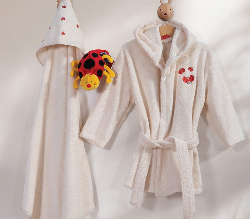NEF-NEF ΒΡΕΦΙΚΗ ΚΑΠΑ LADY BUG 75X75 NEF-NEF HOMEWARE, 100% ΒΑΜΒΑΚΙ - Image 2