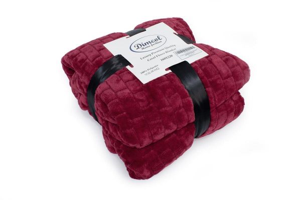DIMcol Κουβέρτα Coral Fleece Jacquard Brick 04 160X220 Bordeaux 100% Polyester - Image 2