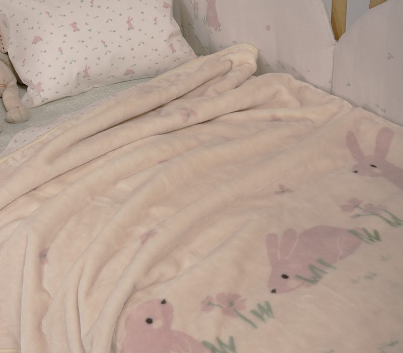 ΒΡΕΦΙΚΗ ΚΟΥΒΕΡΤΑ ΑΓΚΑΛΙΑΣ COUNTRY BUNNY 75X100 NEF-NEF HOMEWARE, 100% ΠΟΛΥΕΣΤΕΡΑΣ - Image 2