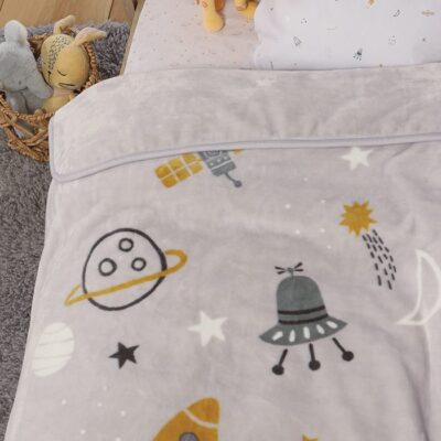 ΒΡΕΦΙΚΗ ΚΟΥΒΕΡΤΑ ΑΓΚΑΛΙΑΣ MY UNIVERSE 75X100 NEF-NEF HOMEWARE, 100% ΠΟΛΥΕΣΤΕΡΑΣ