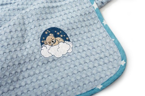 DIMcol Κουβέρτα Πικέ Με Κέντημα bebe Cloudy Bear 175 80X110 Sky Blue 100% Cotton - Image 2