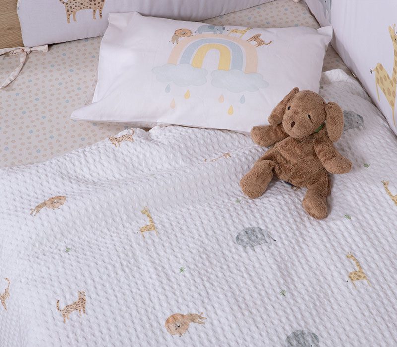 ΒΡΕΦΙΚΗ ΚΟΥΒΕΡΤΑ ΠΙΚΕ AΓΚΑΛΙΑΣ JUNGLE IN MOTION 80X110 NEF-NEF HOMEWARE, 100% BAMBAKI - Image 2