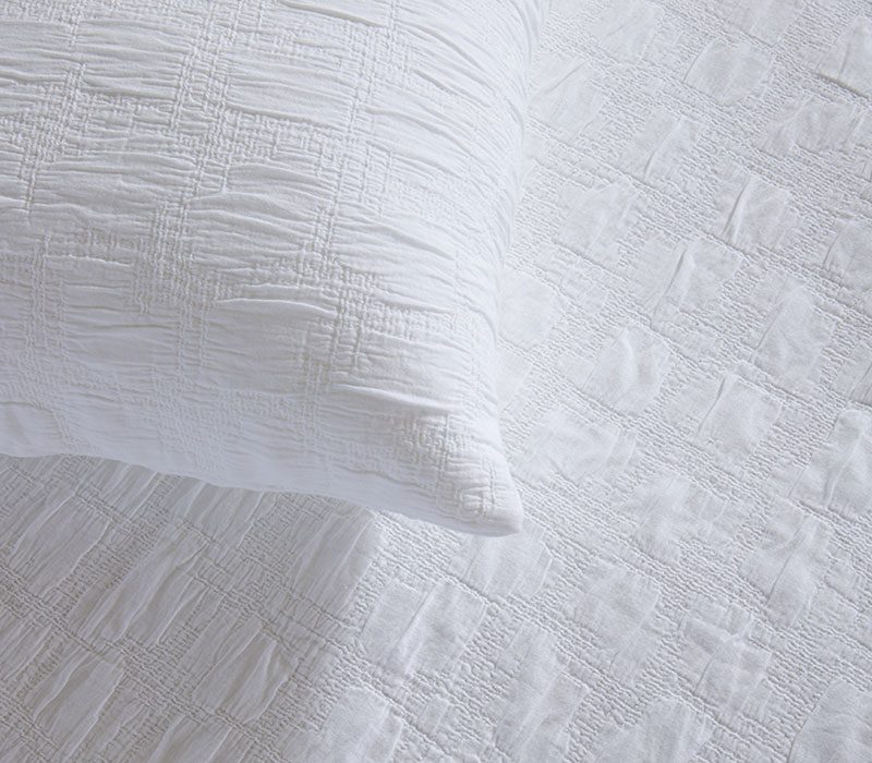 ΔΙΑΚΟΣΜΗΤΙΚΗ ΜΑΞΙΛΑΡΟΘΗΚΗ CHARISMA 50X50 NEF-NEF HOMEWARE, 100% BAMBAKI - Image 4