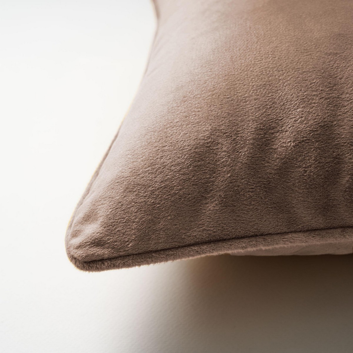 Μαξιλαροθήκη 43x43cm GOFIS HOME Winter Salmon Dawn 711/17 - Image 2