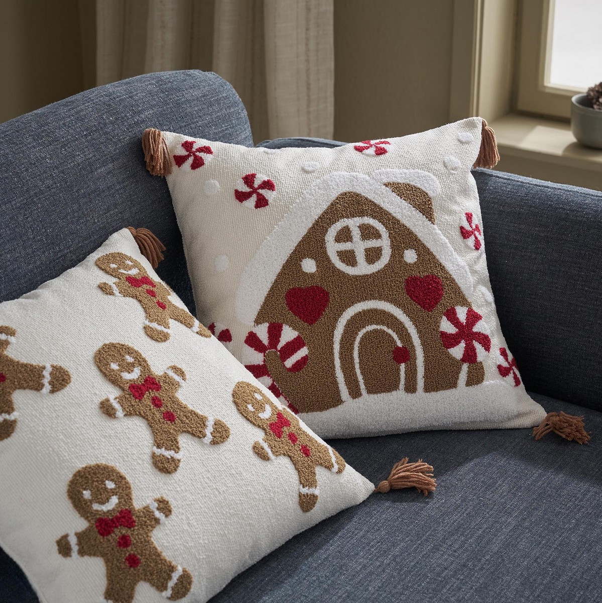 Μαξιλαροθήκη 43x43cm GOFIS HOME Xmas Ecru 883 - Image 3